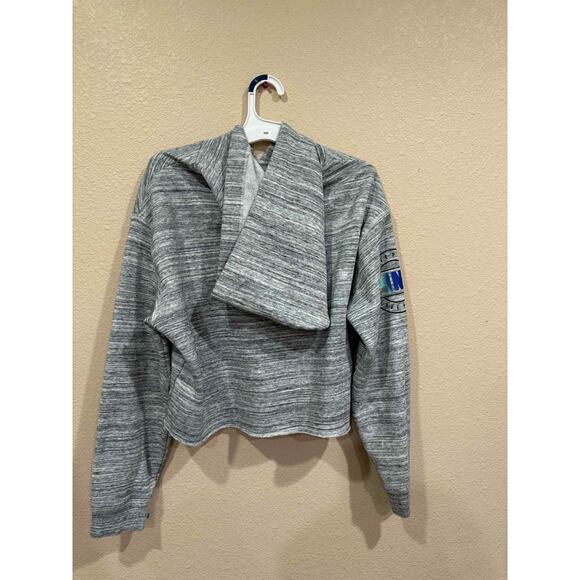 Victoria Secrets Pink Women's size small hoodie - Picture 2 of 3